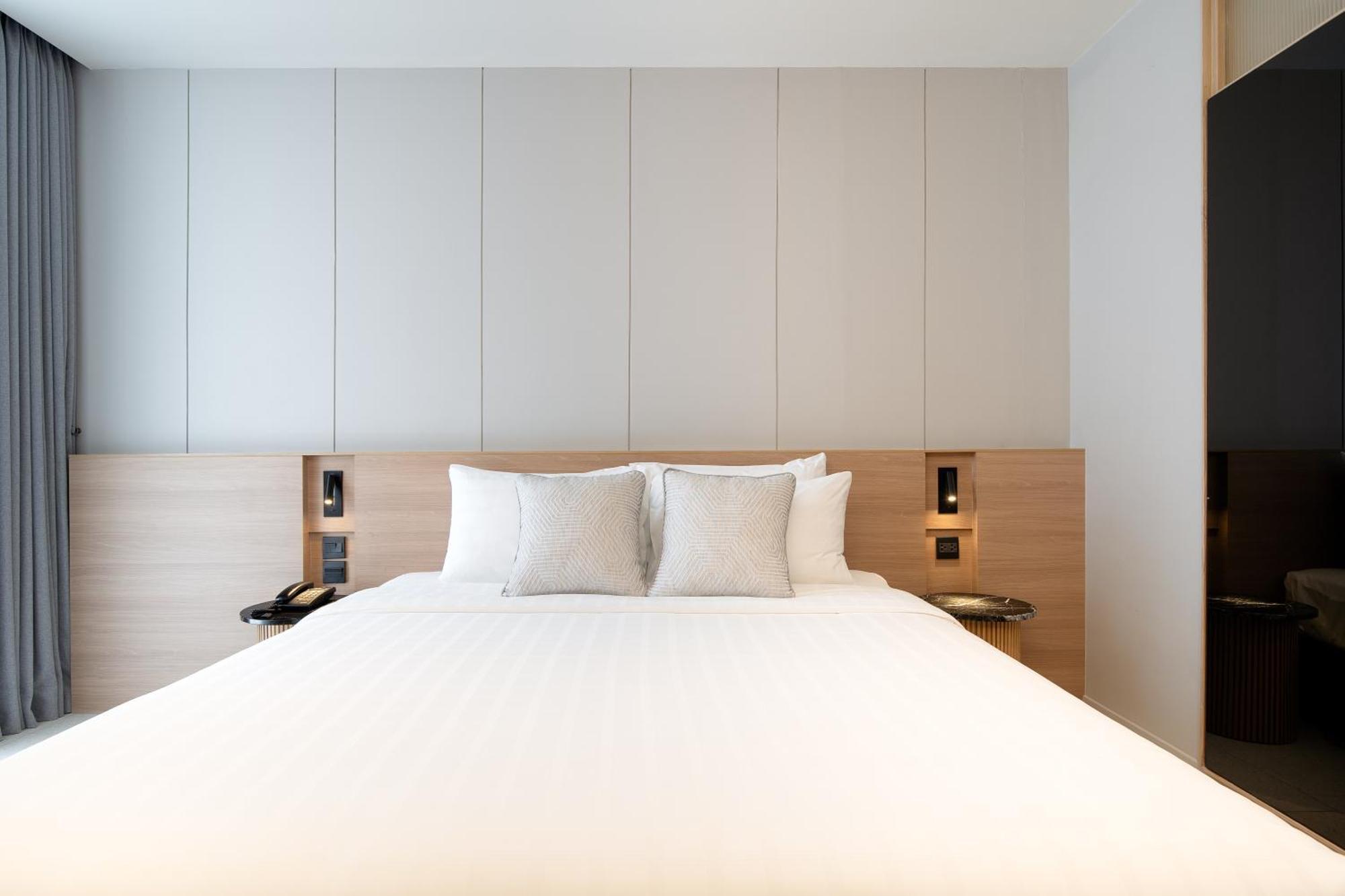 Saan Hotel Sathorn Bangkok Ngoại thất bức ảnh