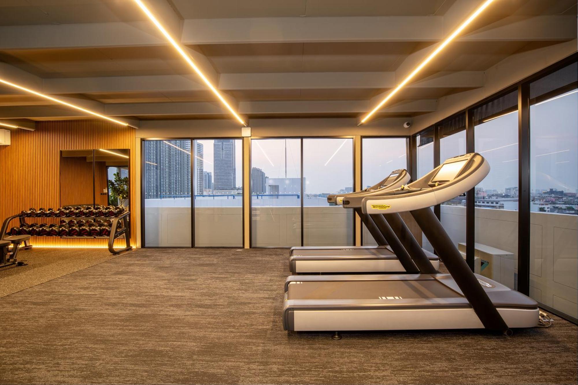 Saan Hotel Sathorn Bangkok Ngoại thất bức ảnh