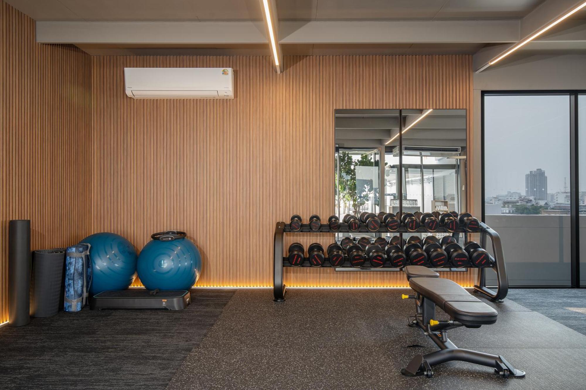 Saan Hotel Sathorn Bangkok Ngoại thất bức ảnh
